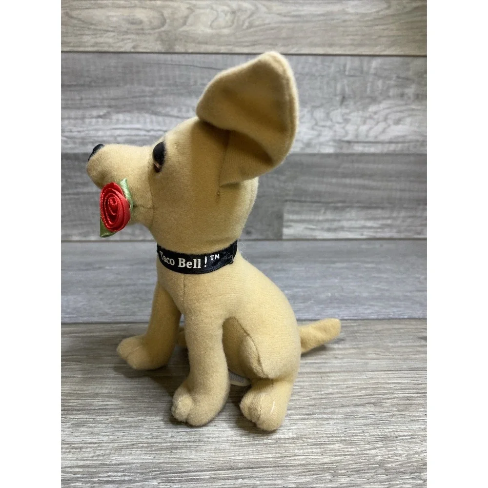 Yo Quiero Taco Bell Chihuahua Dog with Rose Plush Toy Vintage